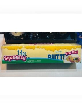 Squeeezy Butter Squishy NEW